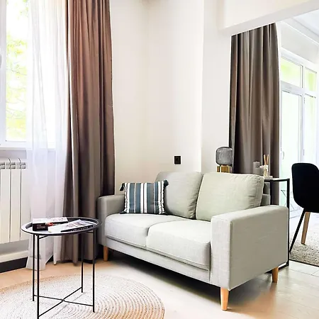 Duplex Retreat 2 Balconies, Wi-fi * ソフィア