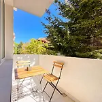 Duplex Retreat 2 Balconies, Wi-fi Tatil Evi