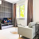 Duplex Retreat 2 Balconies, Wi-fi Holiday home *
