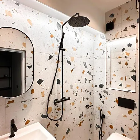 Duplex Retreat 2 Balconies, Wi-fi Holiday home *