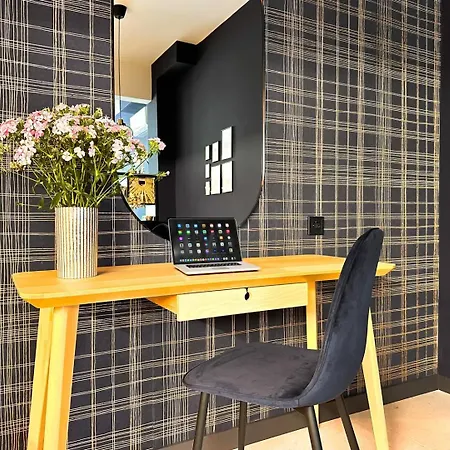 Holiday home Duplex Retreat 2 Balconies, Wi-fi *