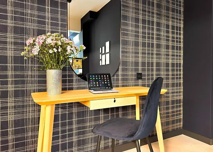 Hébergement de vacances Duplex Retreat 2 Balconies, Wi-fi *